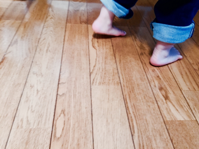 【フローリングリフォーム】張替えと重ね張りのメリット・デメリット