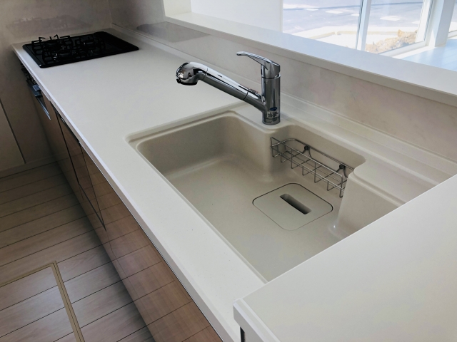 古いキッチンをリフォームする際の注意点