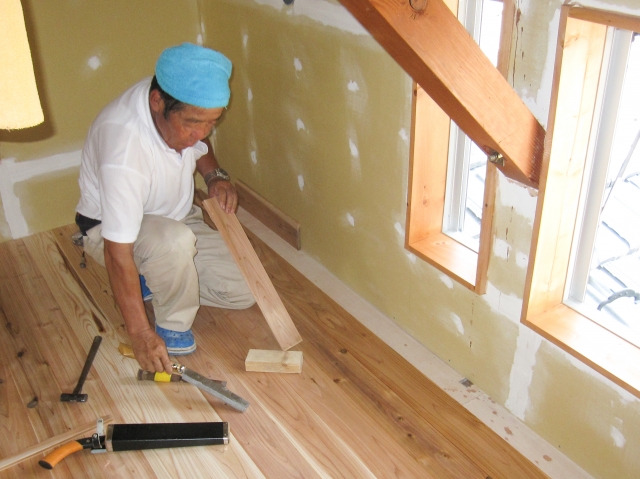 床リフォームで無垢材を使用する際のメリッ