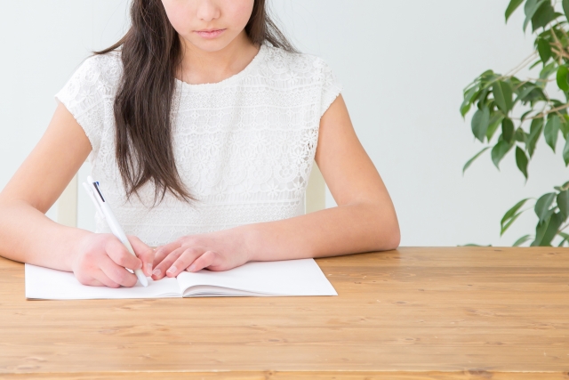 勉強コーナーのリフォームで子どもの頭がよくなる！？