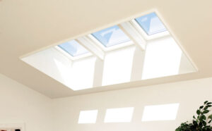 部屋を明るく開放的に！天窓リフォームのメリット・デメリット