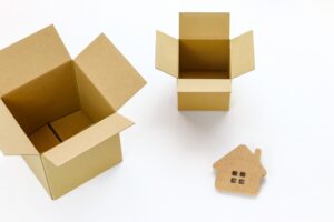 収納にお困りの方必見！～床下収納リフォームのポイント～