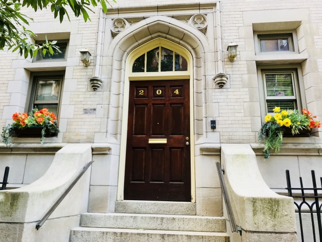 アンティークドアの魅力と設置のポイント！