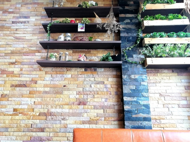 お部屋の印象をガラッと変える！！～内装壁材の種類～