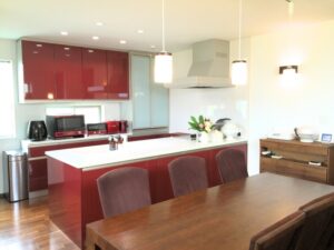 キッチンにおすすめの床材をご紹介！