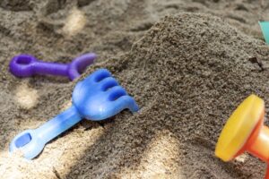 自宅の庭に砂場を！簡単DIY方法からリフォームまで