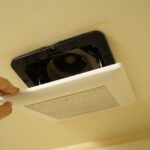 トイレの換気には換気扇？窓？違いと種類について