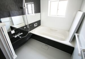 リフォームで浴室の段差解消してバリアフリー仕様を実現！