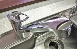 キッチンのリフォームでディスポーザーをつけるメリット