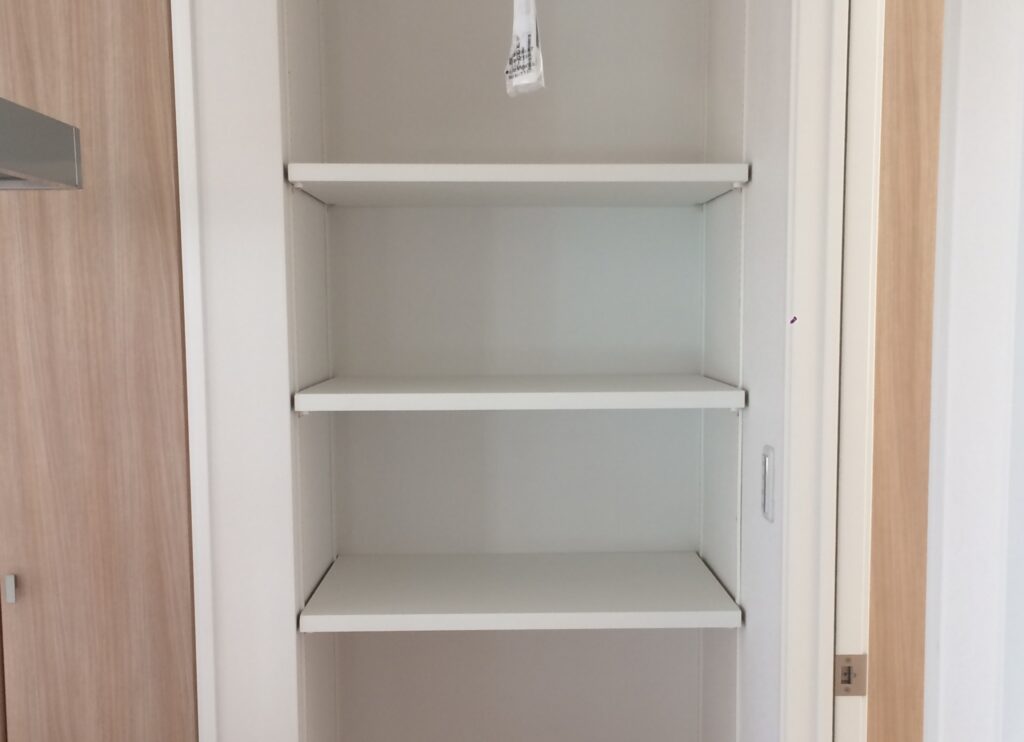 収納力抜群！パントリー設置でキッチンをより便利に