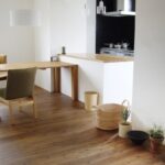 木の温もり溢れる無垢フローリングの魅力