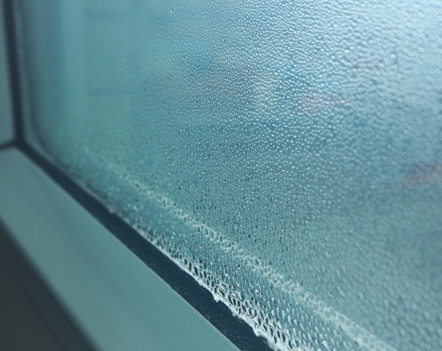 窓の結露、放置していませんか？樹脂窓リフォームであったか快適に！