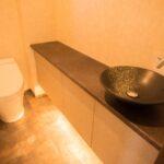 トイレの床材選びで迷ったら？クッションフロアとフロアタイルを徹底比較