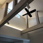天井に木のぬくもりをプラス！化粧梁でつくるワンランク上の空間