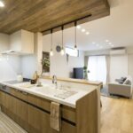 「収納が足りない」「コンロの掃除が面倒」…キッチンの悩み別！リフォームで解決する方法