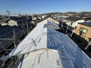 【猛暑で屋根が劣化？】知っておきたい屋根修理のサインと対策