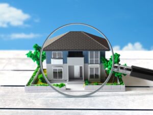 これってサイン？屋根リフォームの最適なタイミングと築年数のチェックリスト