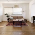 今、自然素材の家づくりが人気！無垢材フローリングのメリット・デメリットと上手なメンテナンス