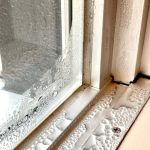 【初心者必見】なぜ結露は起こる？原因とリフォームの種類を徹底解説