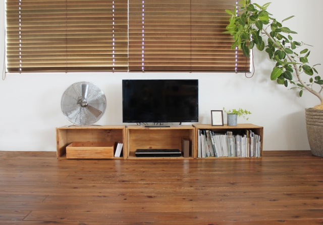 木のぬくもりを感じる暮らし｜無垢フローリングの魅力とメンテナンスのコツ